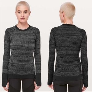 Lululemon Rest Less Pullover in Black / White